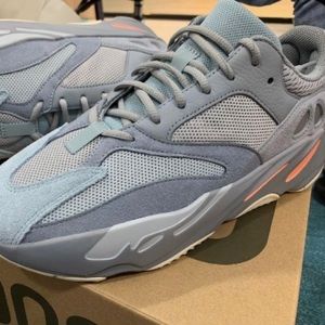 Adidas Yeezy Boost 700 V2 Intertia